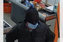 Nieuw-Dordrecht - Gezocht - Gewapende overval supermarkt Nieuw-Dordrecht