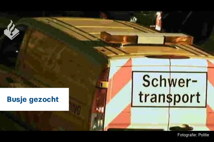 Politie zoekt opvallend busje na aantreffen lichaam onder verdachte omstandigheden