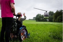 Met een zelfgemaakte aftelkalender, streepte Norah de dagen weg tot aan hun Opkikkerdag