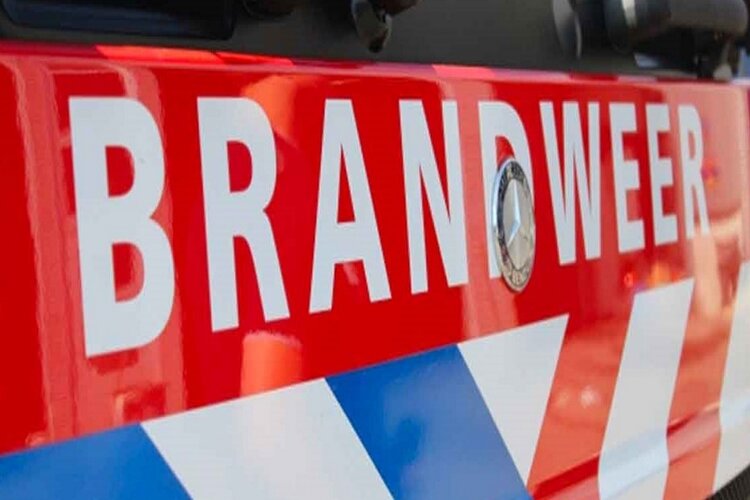 Auto uitgebrand in Emmen
