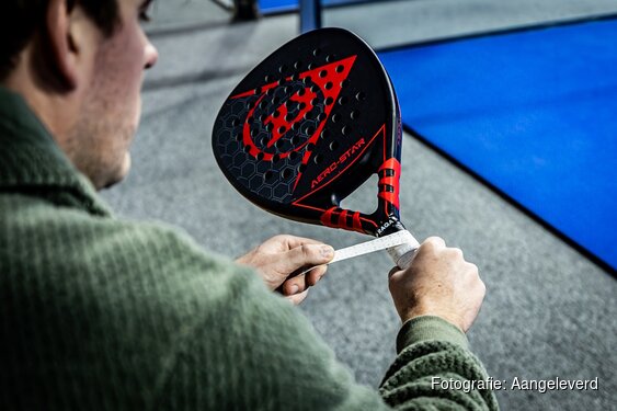 Emmer padelgrip verovert Nederland: voetballegendes zweren bij merk uit Emmen