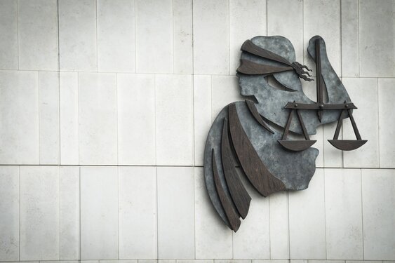 Vrouw uit Emmen langer vast vanwege mogelijke rol bij levensdelict op Ralf Meinema